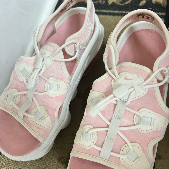 Nike Pink and White Platform Sandals - Picture 2 of 7